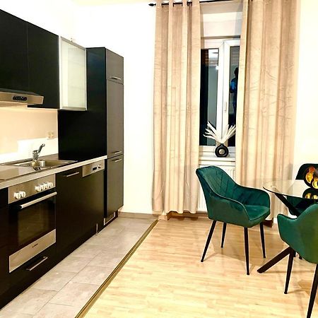 Comfy & Warm City Apartment - Self Check-In Graz Bagian luar foto