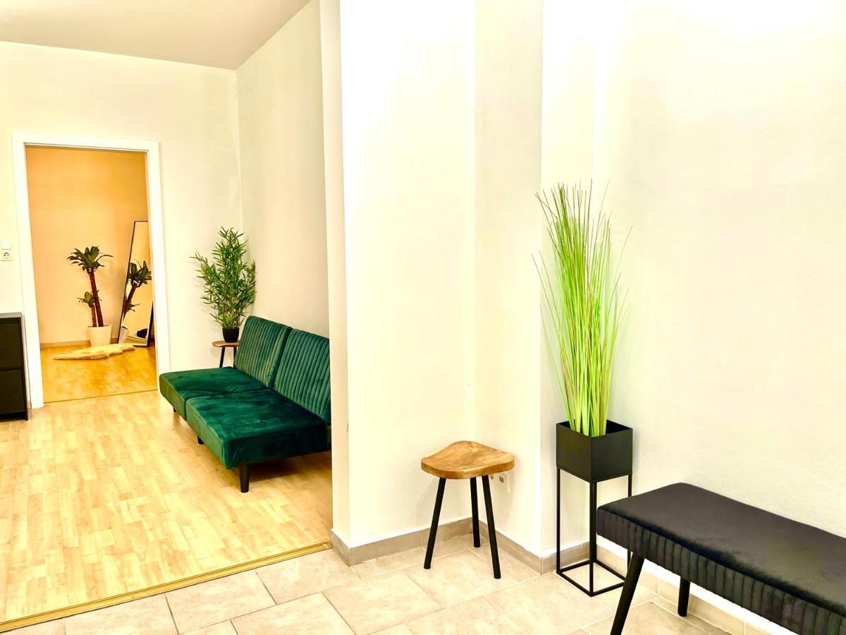 Comfy & Warm City Apartment - Self Check-In Graz Bagian luar foto